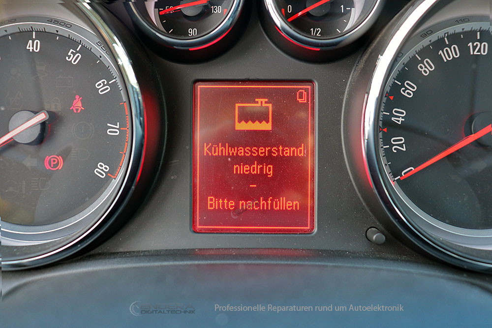 Displayfehler Reparatur Opel Astra J